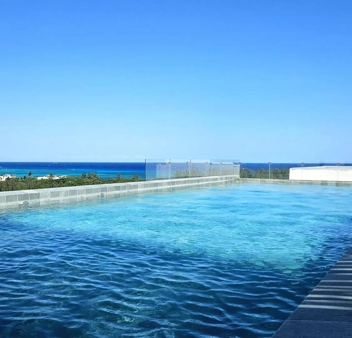 Estudio De Lujo Con Vista Al Mar contacts